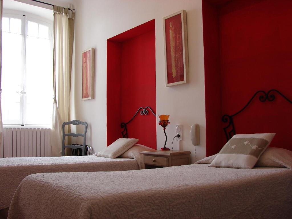 Hotel Le Siecle Mazan Oda fotoğraf