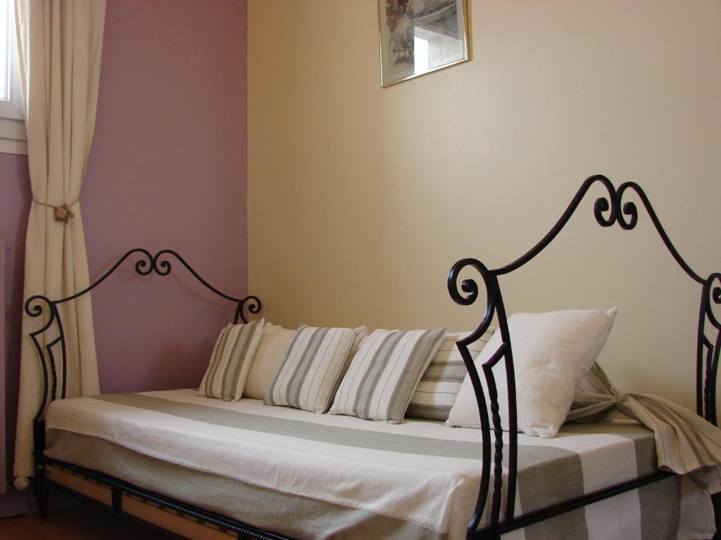 Hotel Le Siecle Mazan Oda fotoğraf